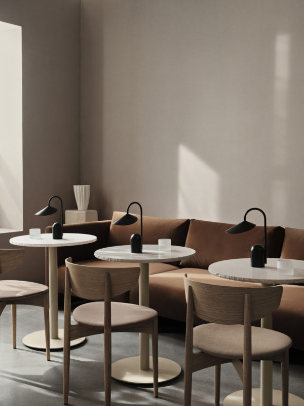 Mesa de Café Mineral en color Blanco Curia/Cachemira