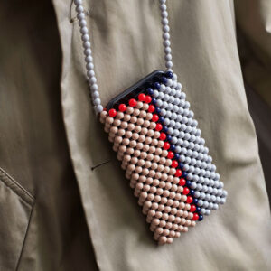 rqhliving-hay-accesorios-funda-movil-perla