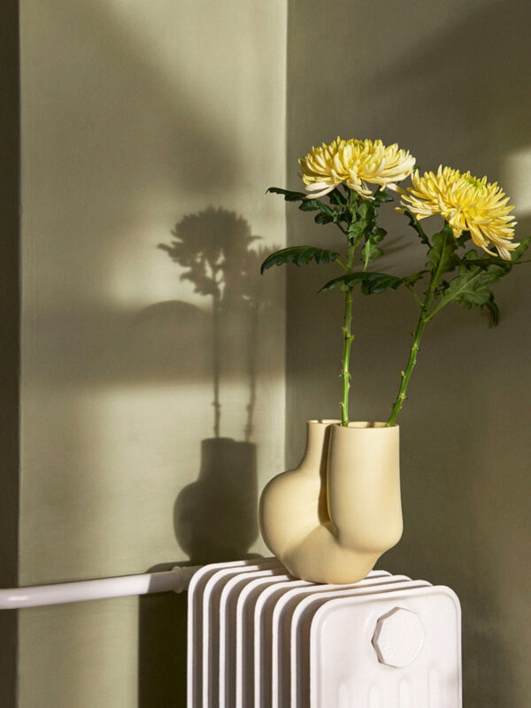 rqhliving-hay-jarrones-w&s-amarillo