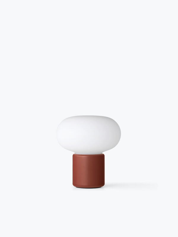 rqhliving-new-works-lamparas-exterior-karl-johan-rojo-tierra-2