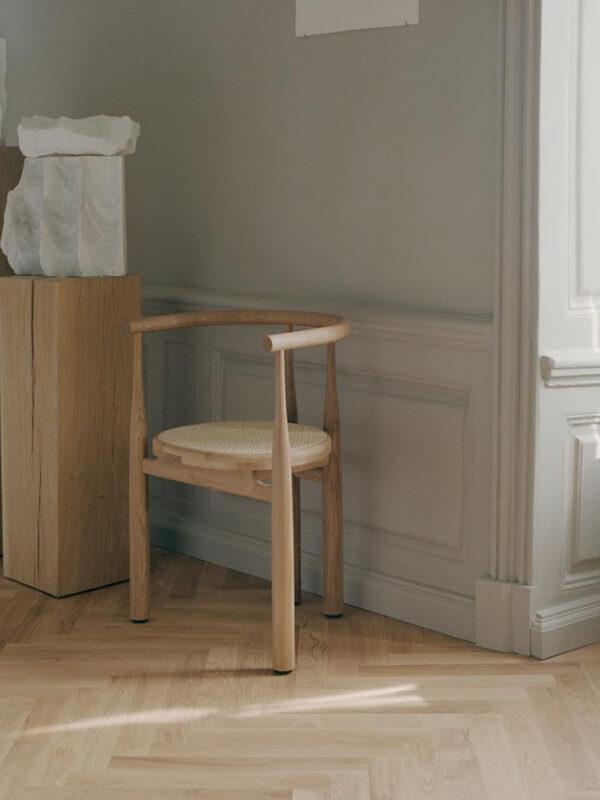 rqhliving-new-works-sillas-bukowski-roble